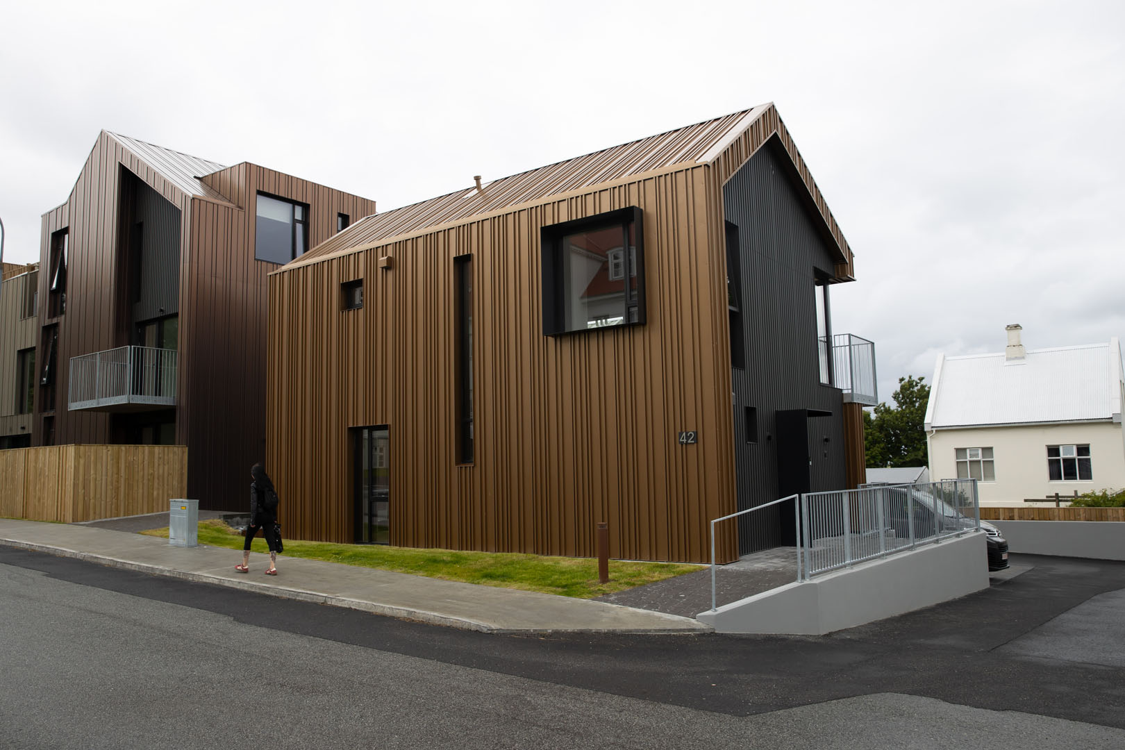 SUÐURGATA 44